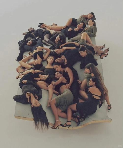 女性群体