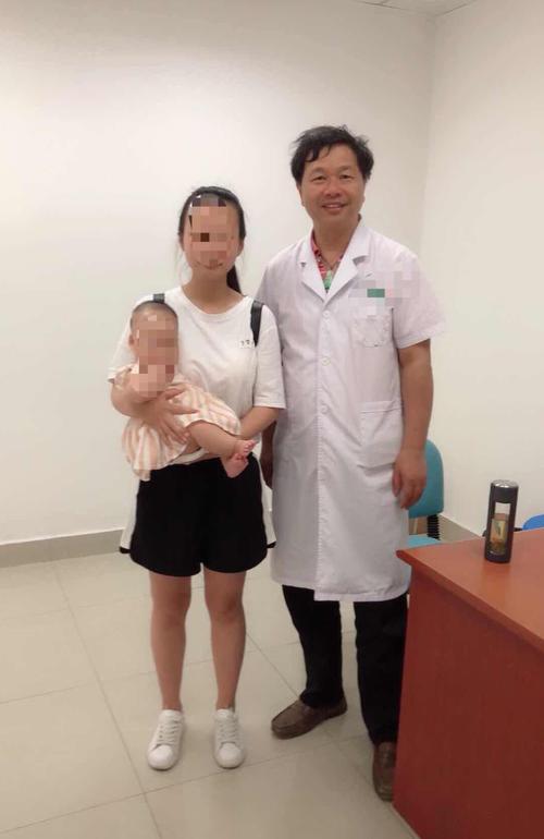 华西谭世桥