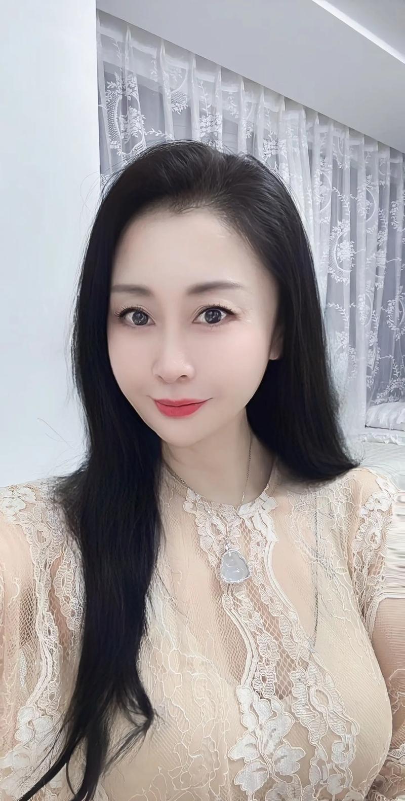 未婚女士