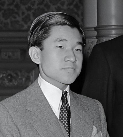 明仁天皇