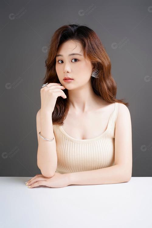  女性样子