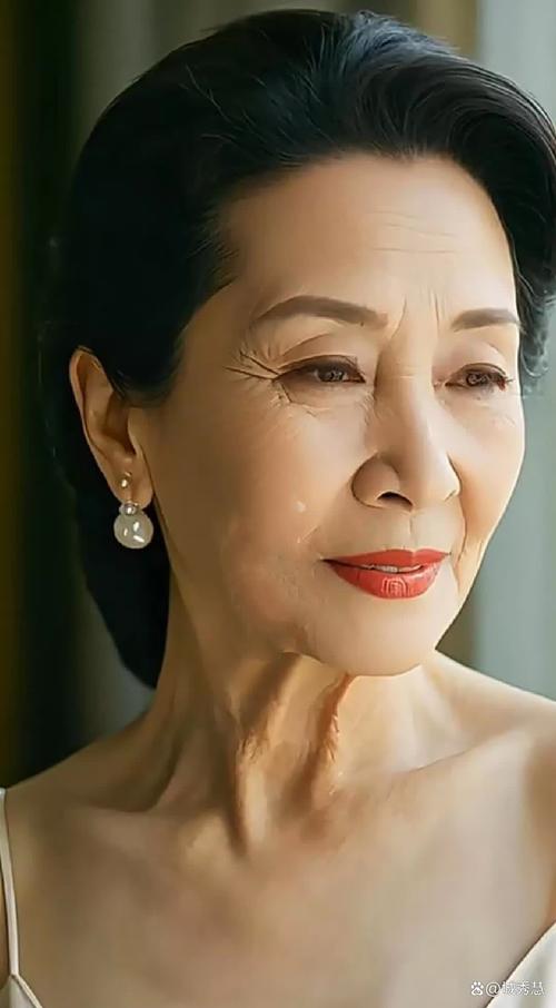 高龄妇女